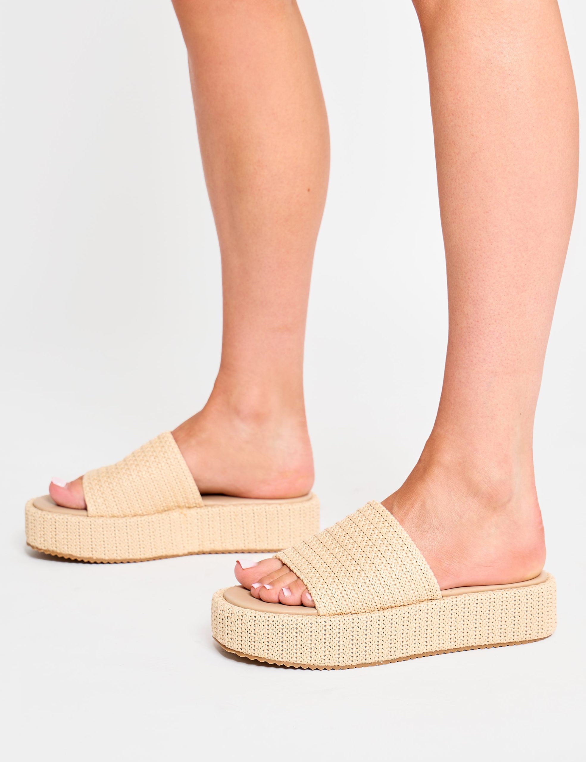 Sangria Natural Woven Flatform Sandals - Image 3